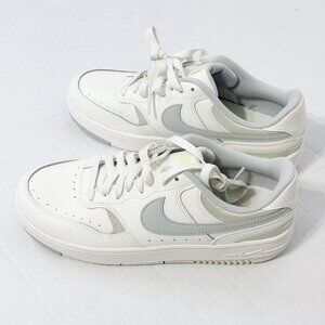 Nike NWOB Sz 9.5 Sail Silver women's Gamma Force Leather Shoes